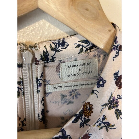 Laura Ashley X Urban Outfitters XL Satin Dress Ruffle Floral Prairie Victorian - Picture 7 of 7